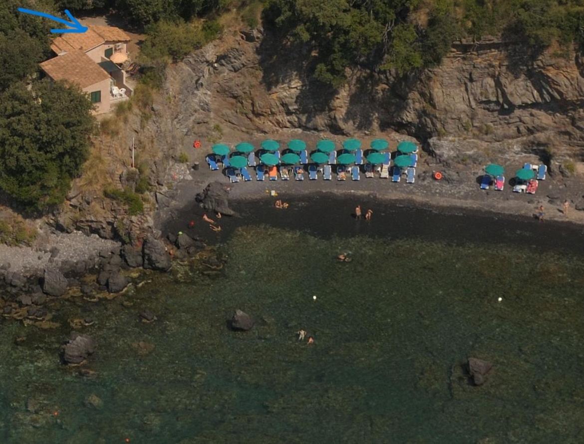 Illicini Stabilimento Balneare E Albergo マラテーア エクステリア 写真